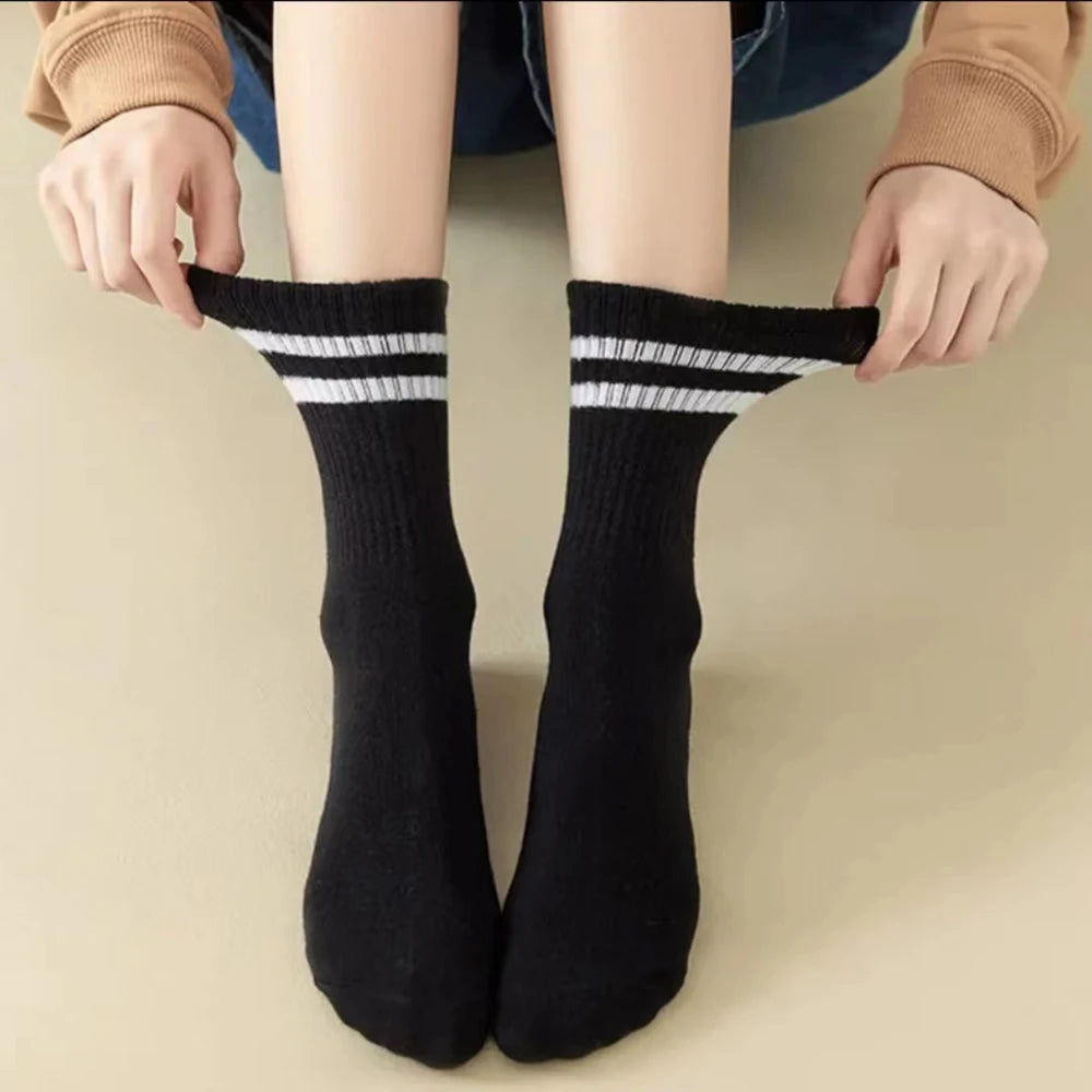 Women Mid Tube Socks 3-6 Pairs Breathable Warm Autumn Winter Comfort