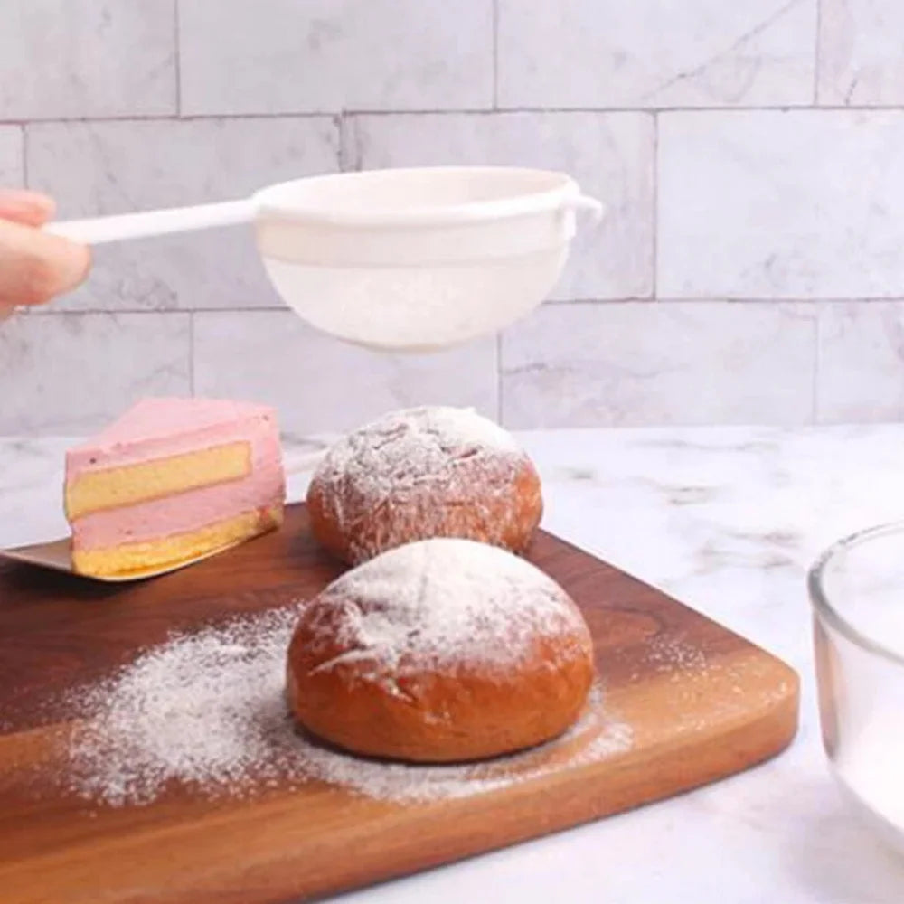 Handheld Tea Strainer Flour Sifter & Sieve Secondary image