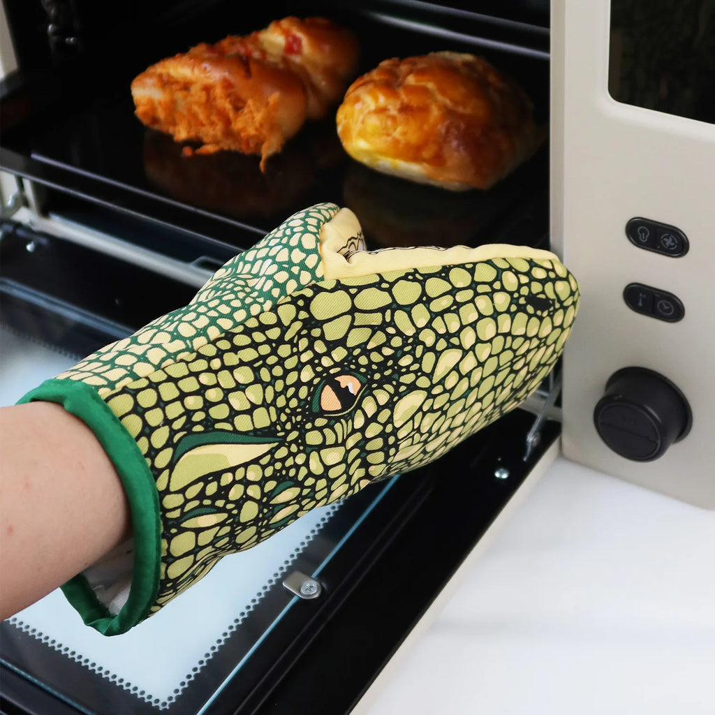 Cartoon Crocodile Oven Mitt – Heat Resistant BBQ & Baking Glove