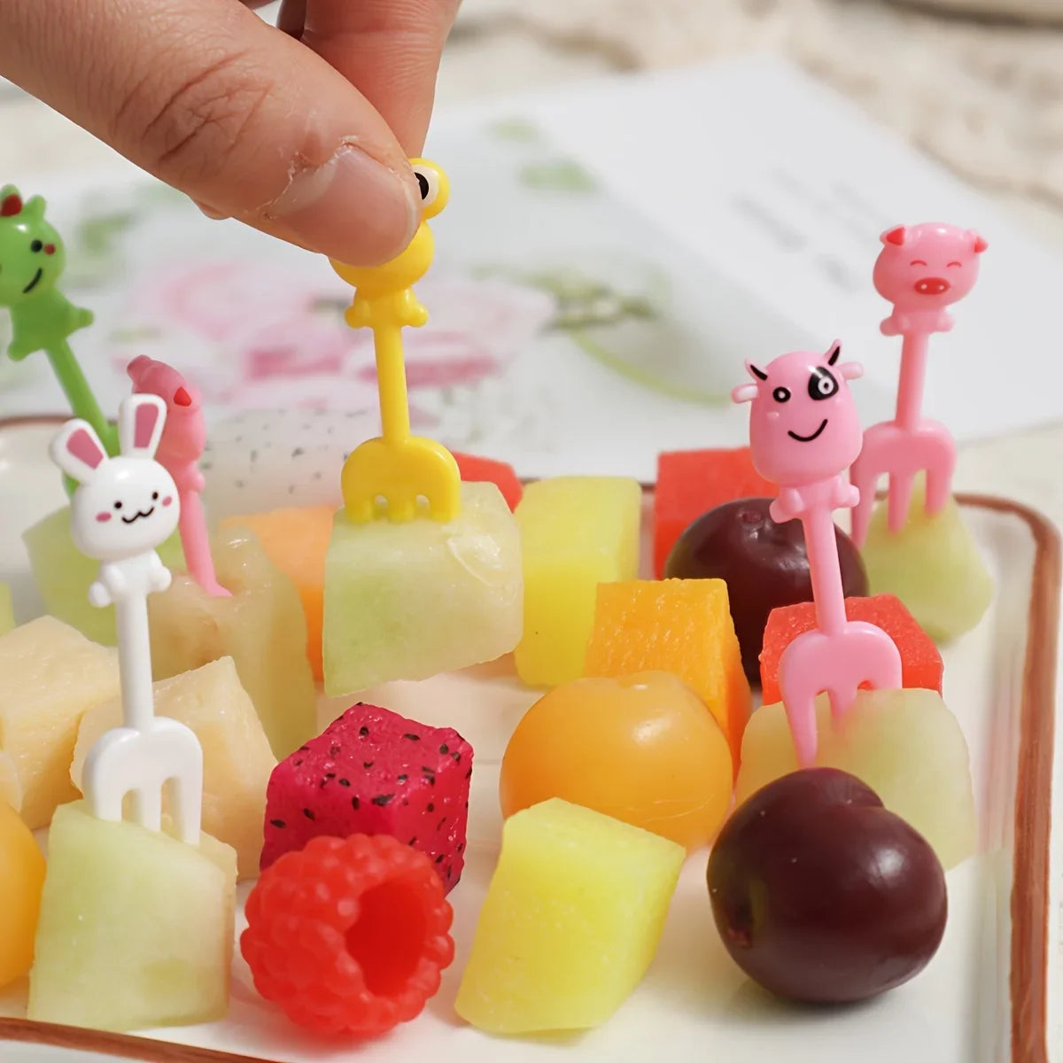 10Pcs Cartoon Fruit Fork Set Cute Reusable Snack, Cake & Dessert Forks