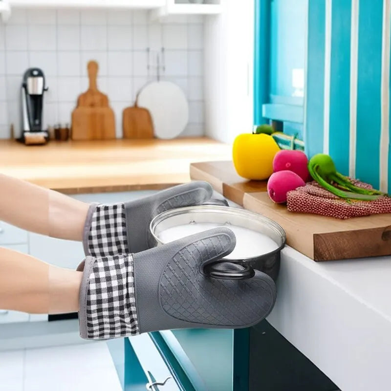 Silicone Insulated Gloves Heat Resistant Anti-Slip Kitchen Oven Mitts