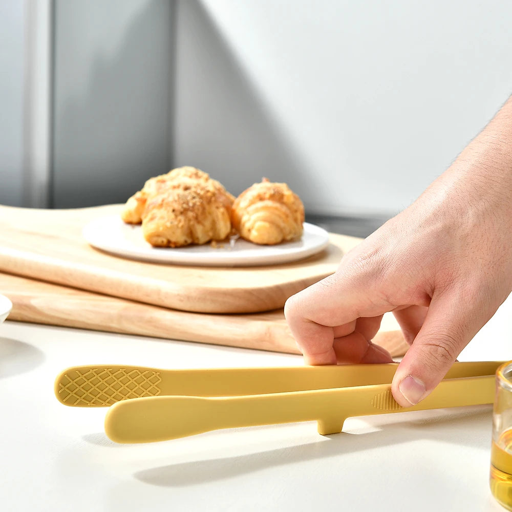 Silicone Grill Tongs Non-Stick – Heat Resistant BBQ Food Serving Clamp