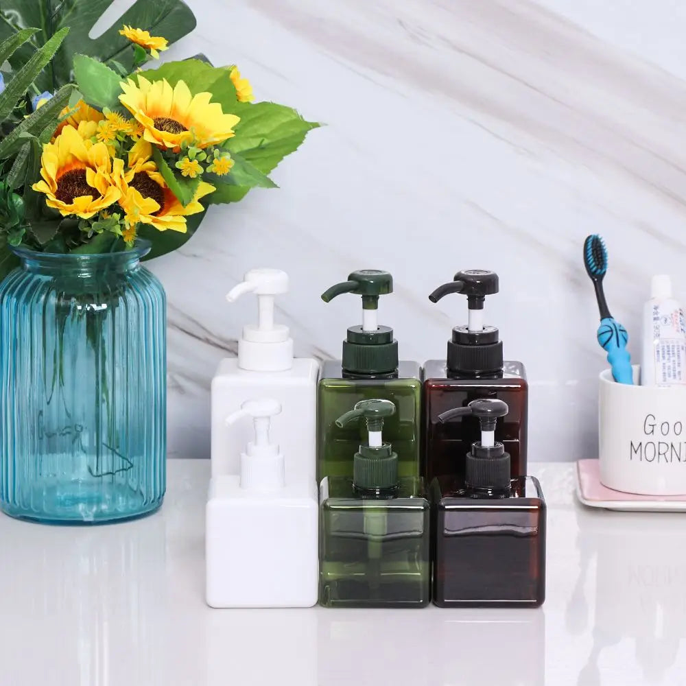 650ML Square Soap Dispenser Clear Liquid Shampoo & Lotion Pump Bottle Main image
