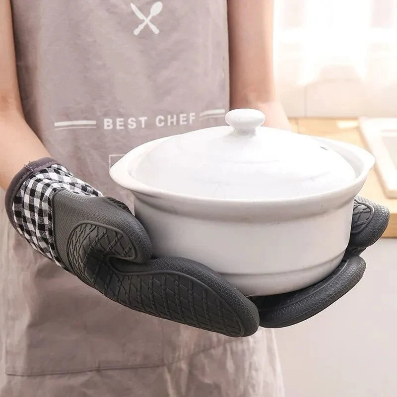 Silicone Insulated Gloves Heat Resistant Anti-Slip Kitchen Oven Mitts