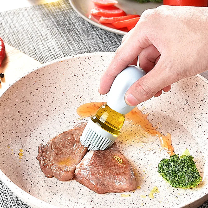 Portable Silicone Oil Bottle Brush BBQ Cooking & Baking Oil Dispenser