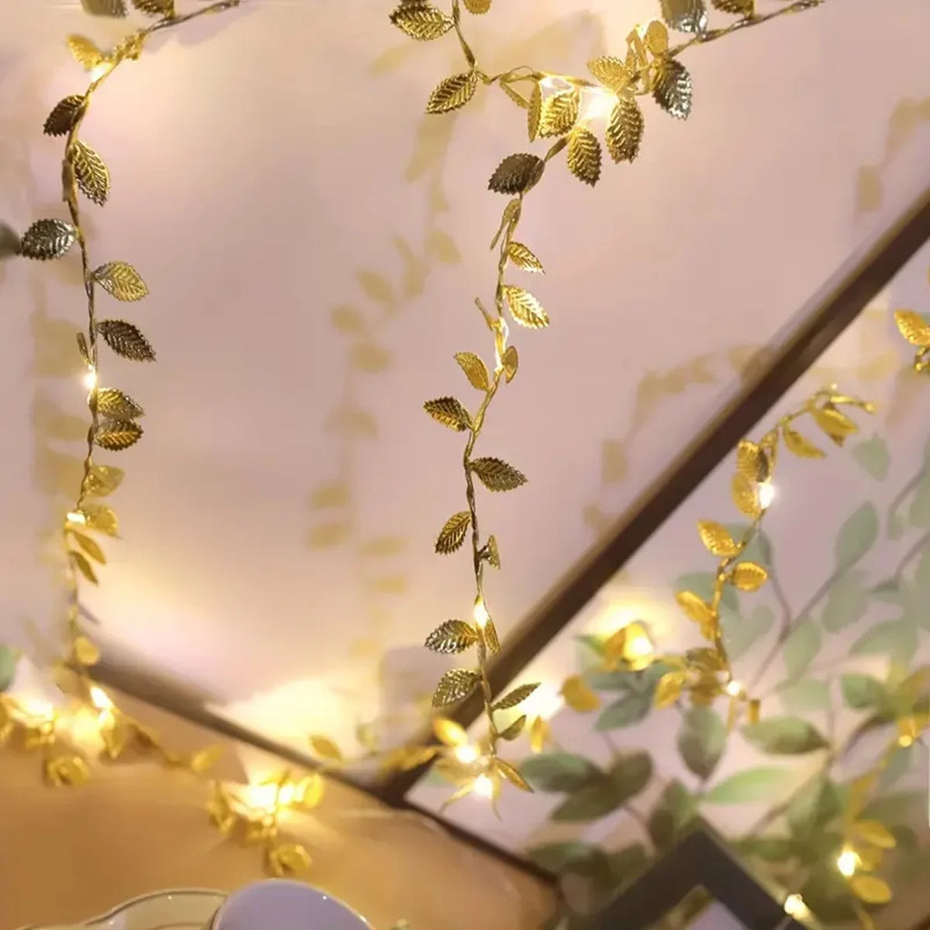 Golden Leaves Fairy Lights 20 LED Copper Wire String
