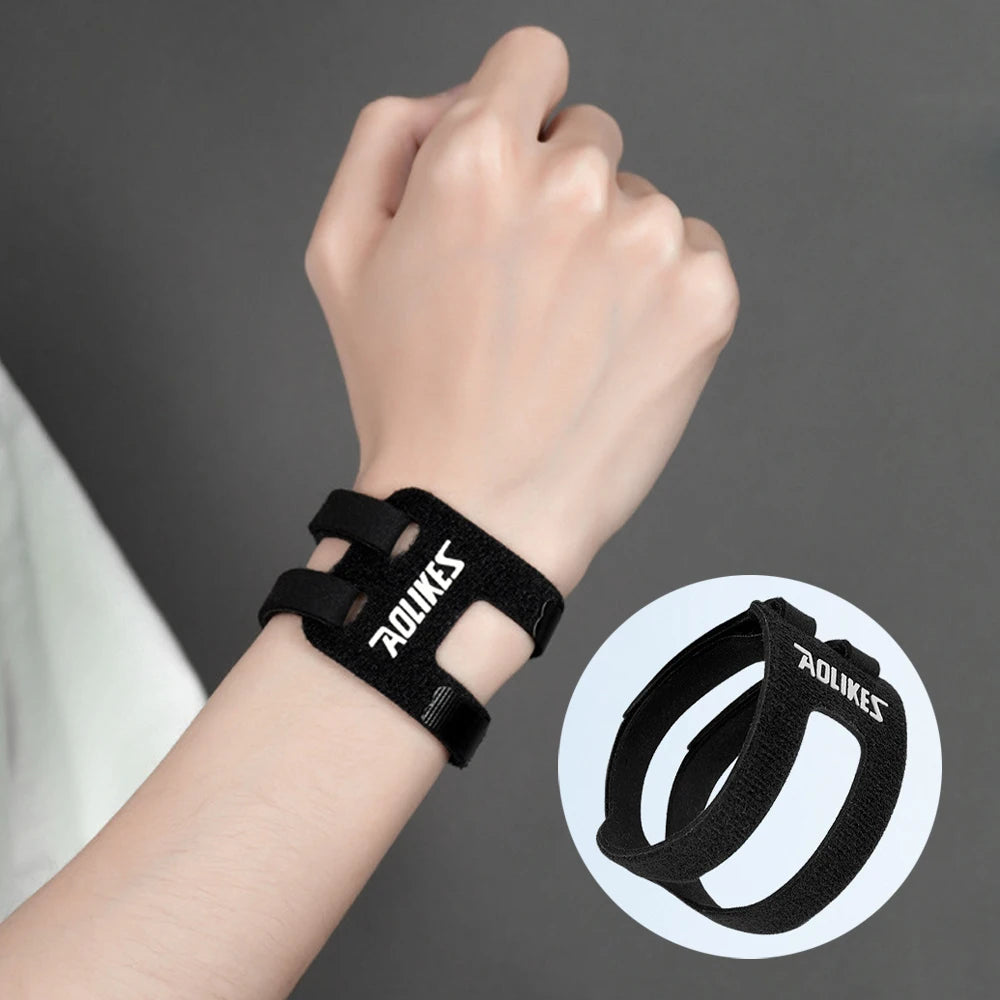 Adjustable Wrist Support Brace TFCC Injury Relief Yoga Gym Sport Main image