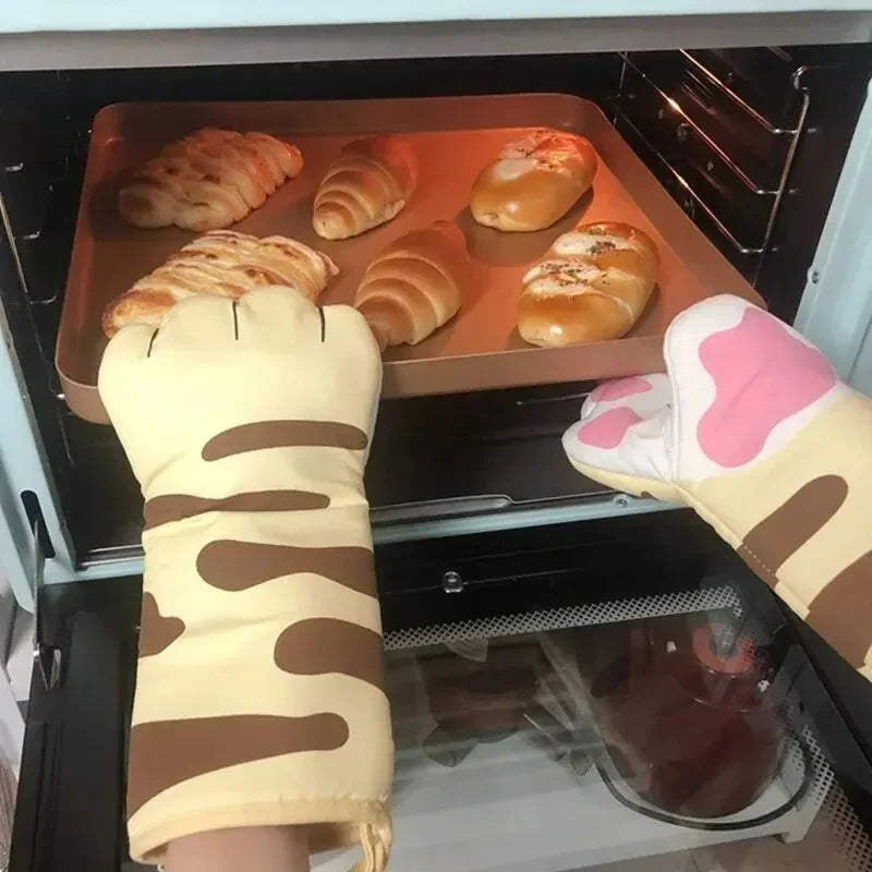 Cute Cat Paw Oven Mitt – Heat Resistant Non-Slip Kitchen Glove Main image