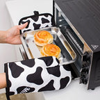 2PCS Leopard Print Oven Mitt & Pot Holder Set – Heat Resistant Kitchen Gloves