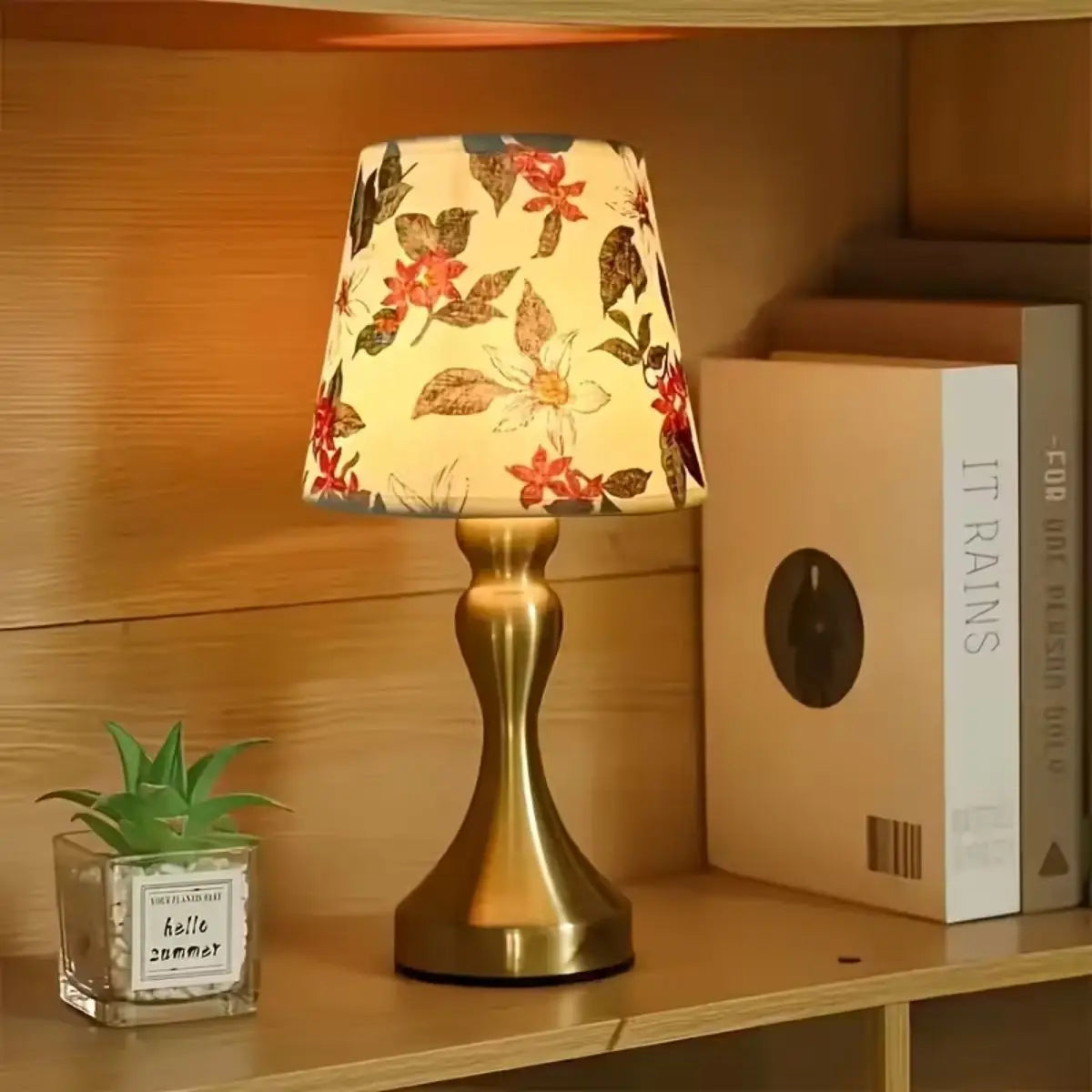 Nordic Retro Desk Lamp with Fabric Shade & USB Light Main image