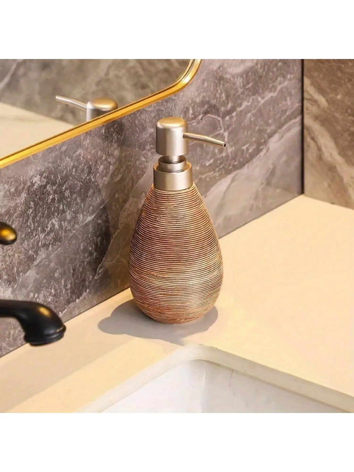 Creative Retro Ceramic Soap Dispenser Pump Bottle for Bathroom & Kitchen