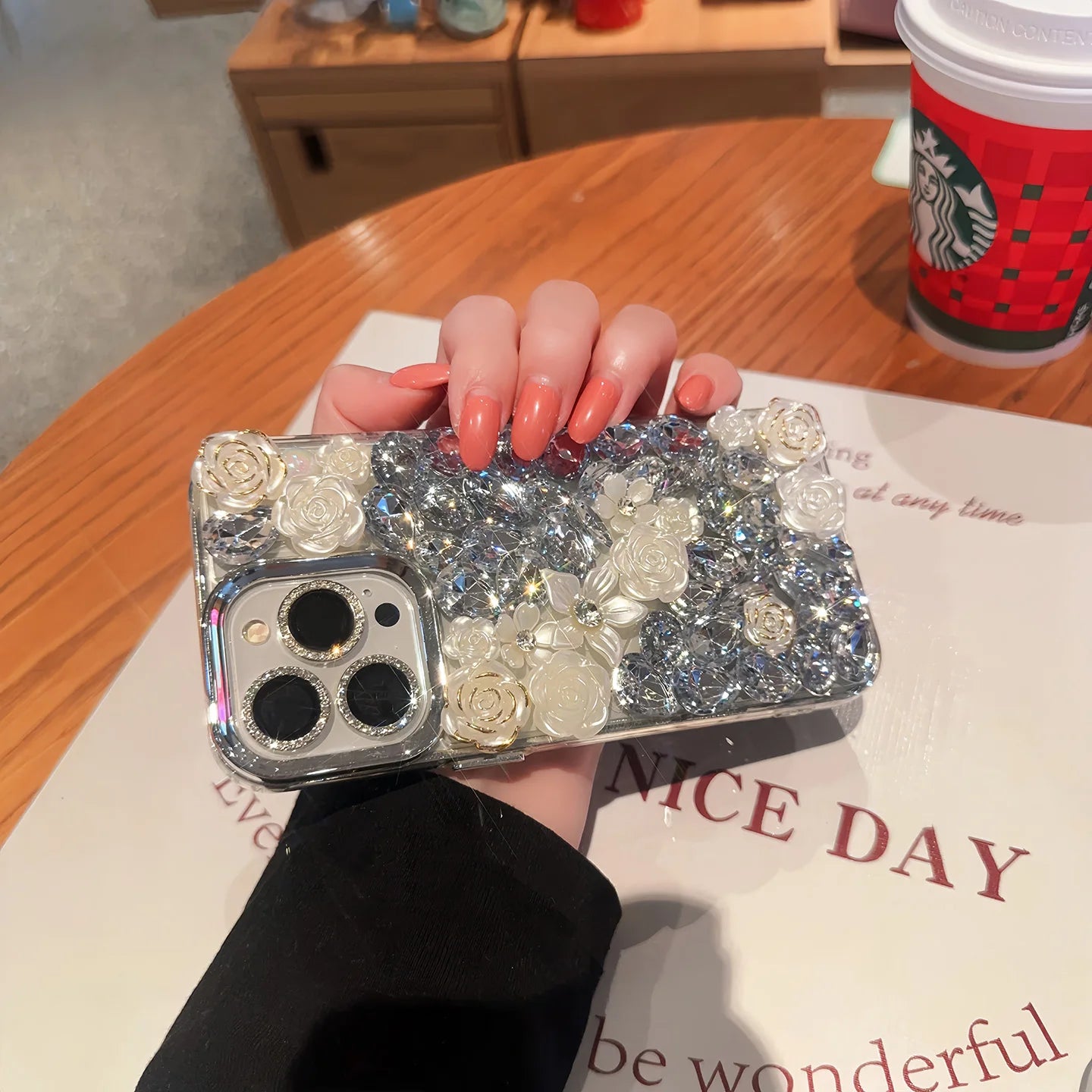 Luxury Bling Diamond Flower Case for iPhone 17 16 15 14 13 12 Pro Max