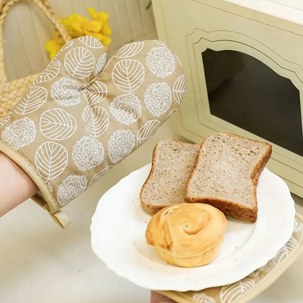 Thickened Oven Mitt – Heat Resistant Anti-Scald Microwave Glove