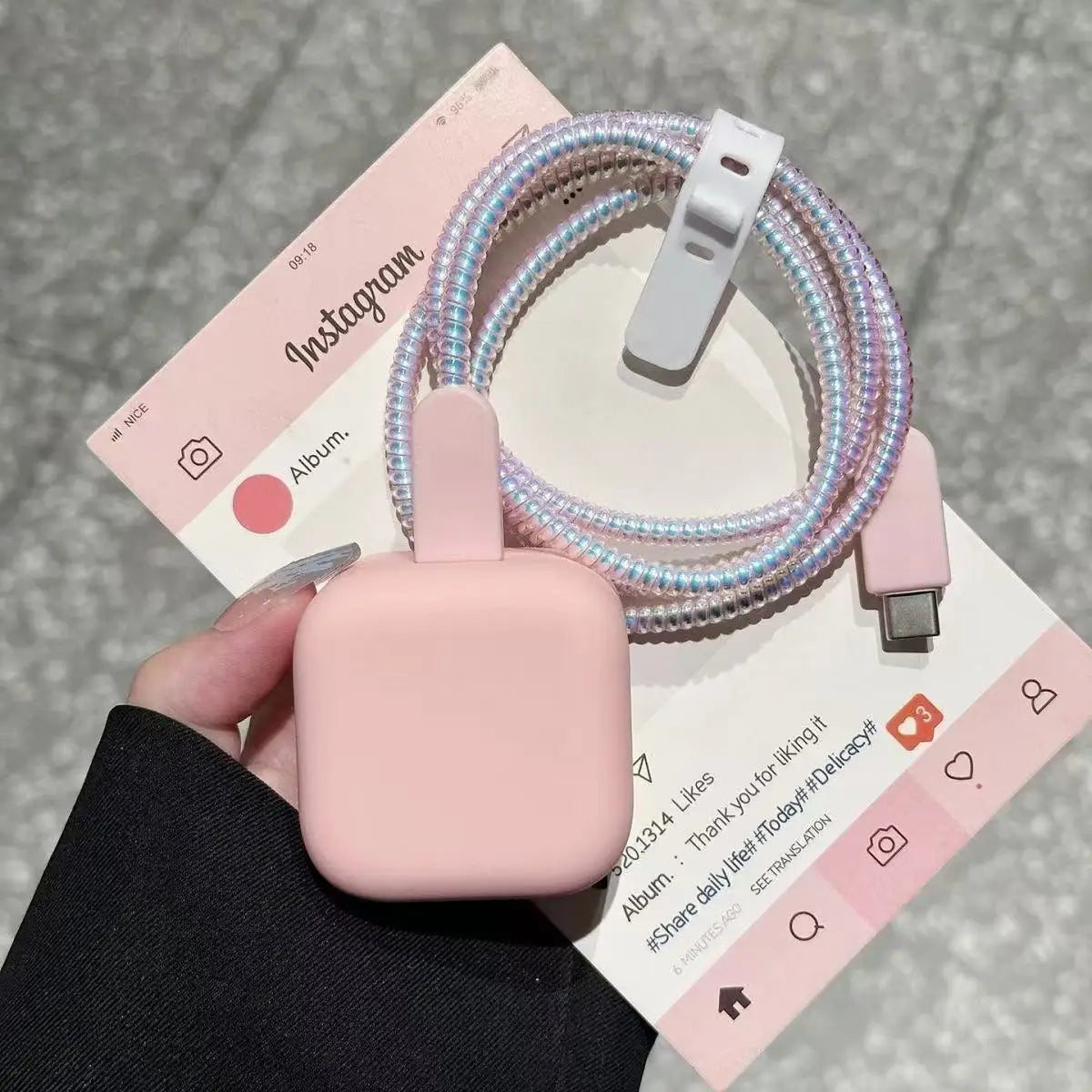 TPU iPhone 17 Pro Charger Case 40W Cable Cover