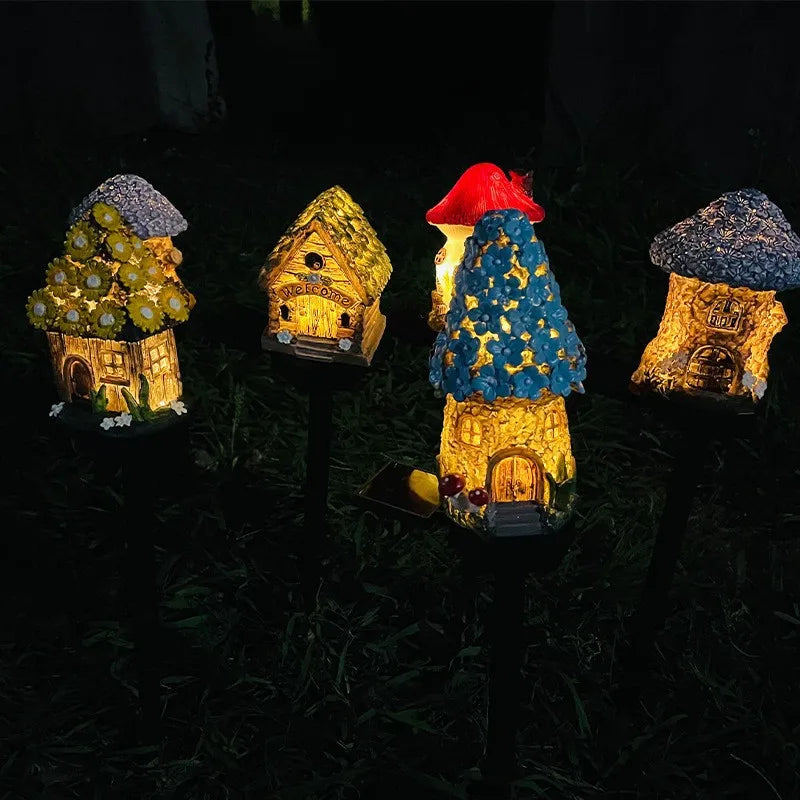 Solar Resin House LED Lamp for Garden & Lawn Landscape Decor