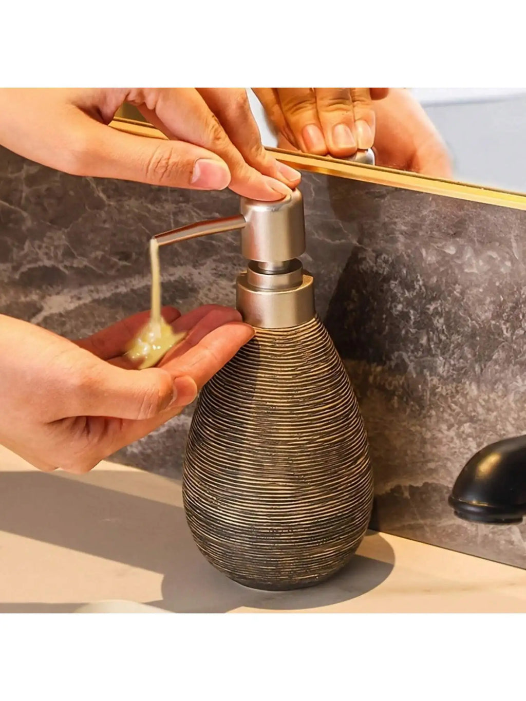 Creative Retro Ceramic Soap Dispenser Pump Bottle for Bathroom & Kitchen