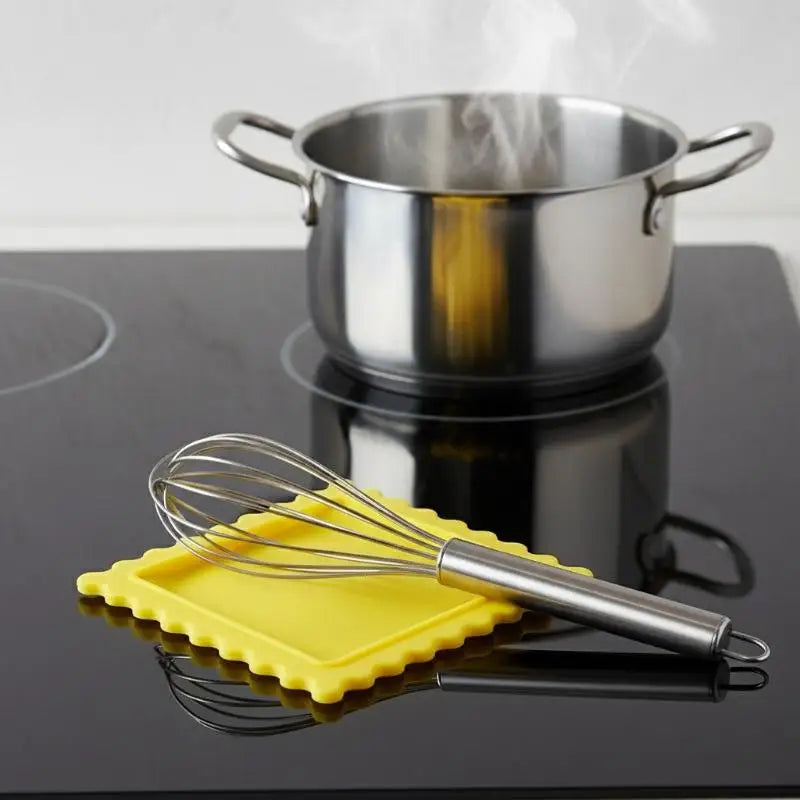Cartoon Biscuit Spoon Rest Heat-Resistant Holder