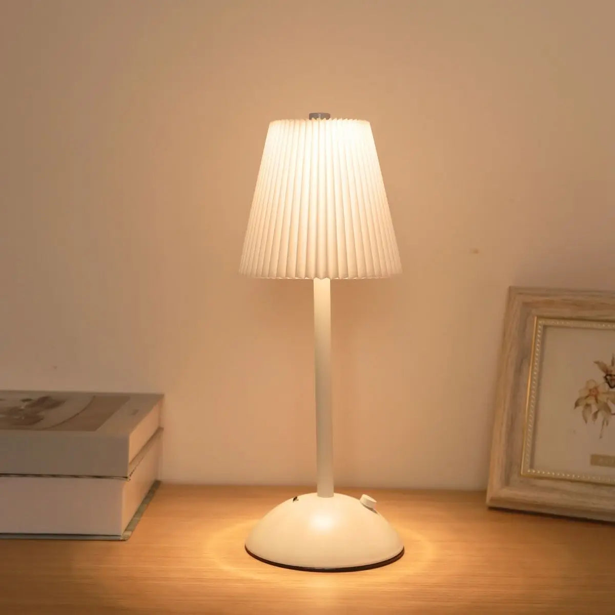 Pleated LED Desk Lamp with Touch Control & 3 Color Lights