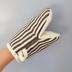 Heat-Resistant Oven Glove – Anti-Scald Kitchen Mitt (1PC)