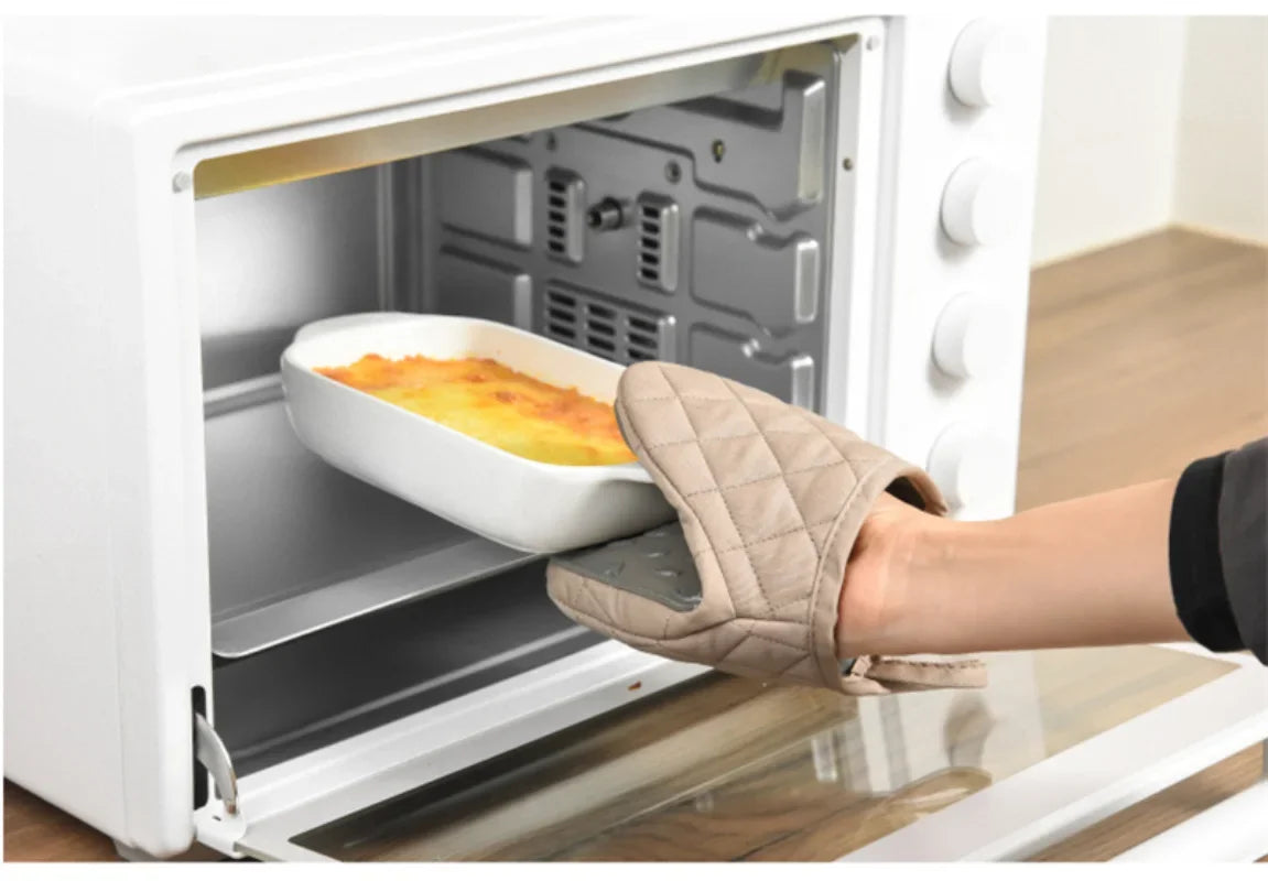Fish-Shaped Silicone Oven Mitt – Heat Resistant Anti-Scald Kitchen Glove Secondary image