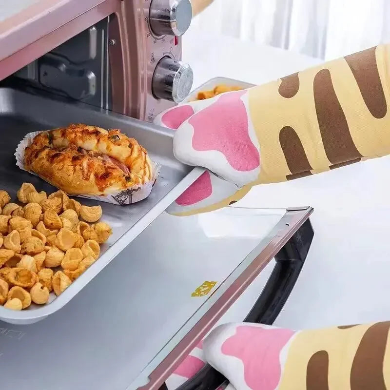Cute Cat Paw Oven Mitt – Heat Resistant Non-Slip Kitchen Glove Secondary image