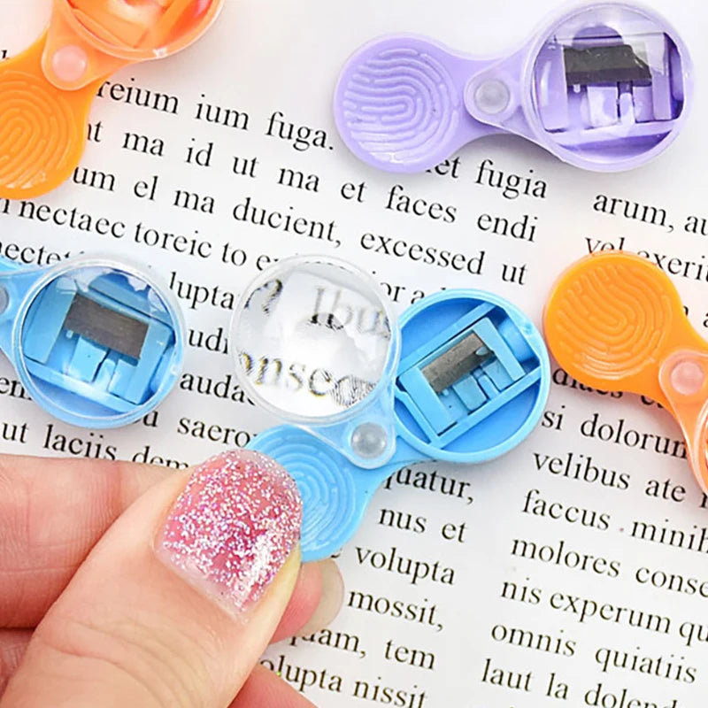 2PCS Mini 2mm Lead Sharpener with Magnifying Glass