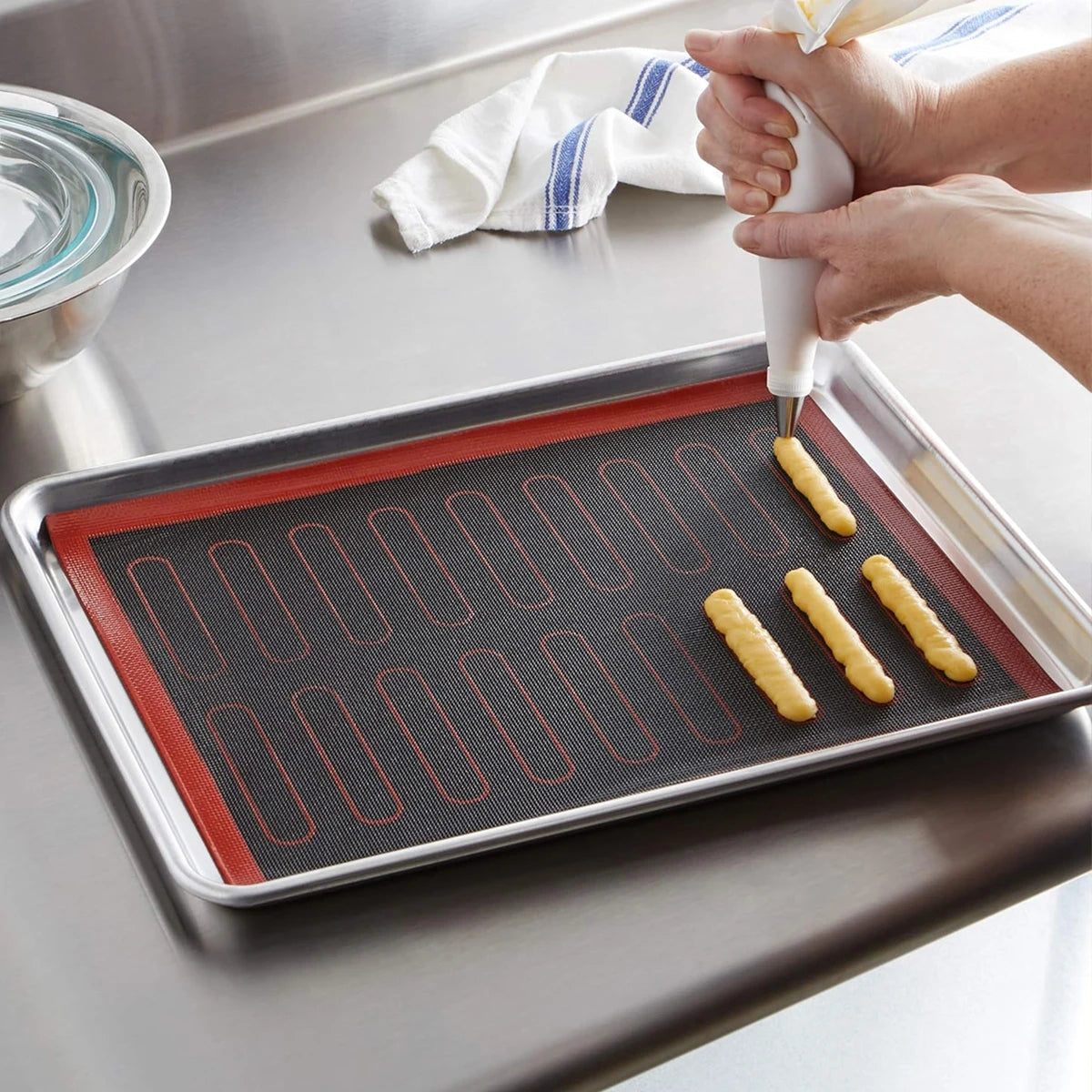 Silicone Baking Mat Perforated Non-Stick Oven Liner for Cookies & Macarons Main image