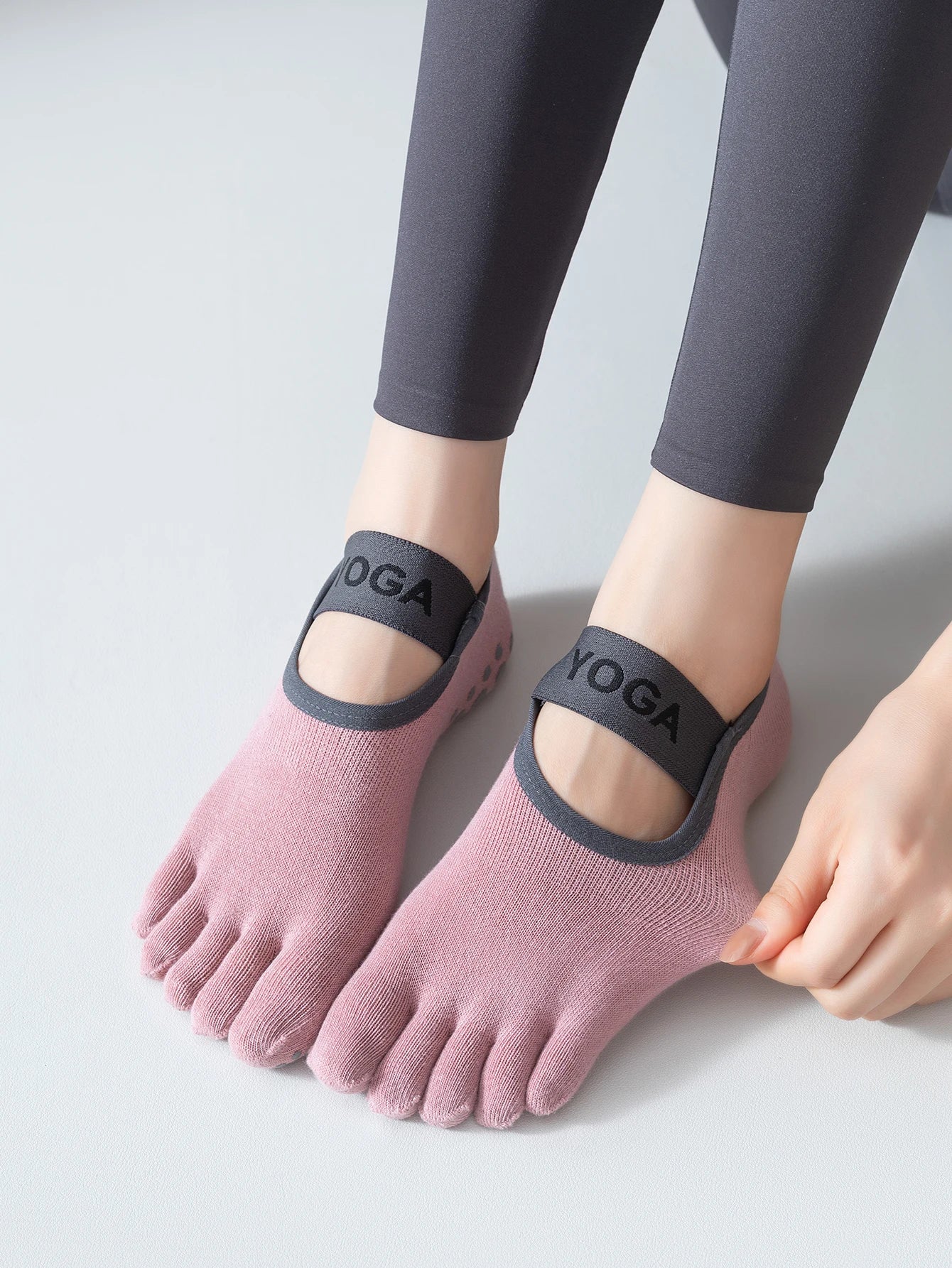 Women Five Toe Yoga Socks Non Slip Grip Pilates Fitness Barre Dance