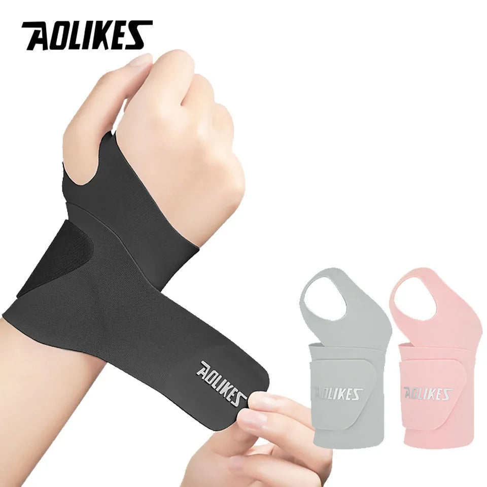 AOLIKES Ultra Thin Wrist Brace Adjustable Sport Wrist Support Main image