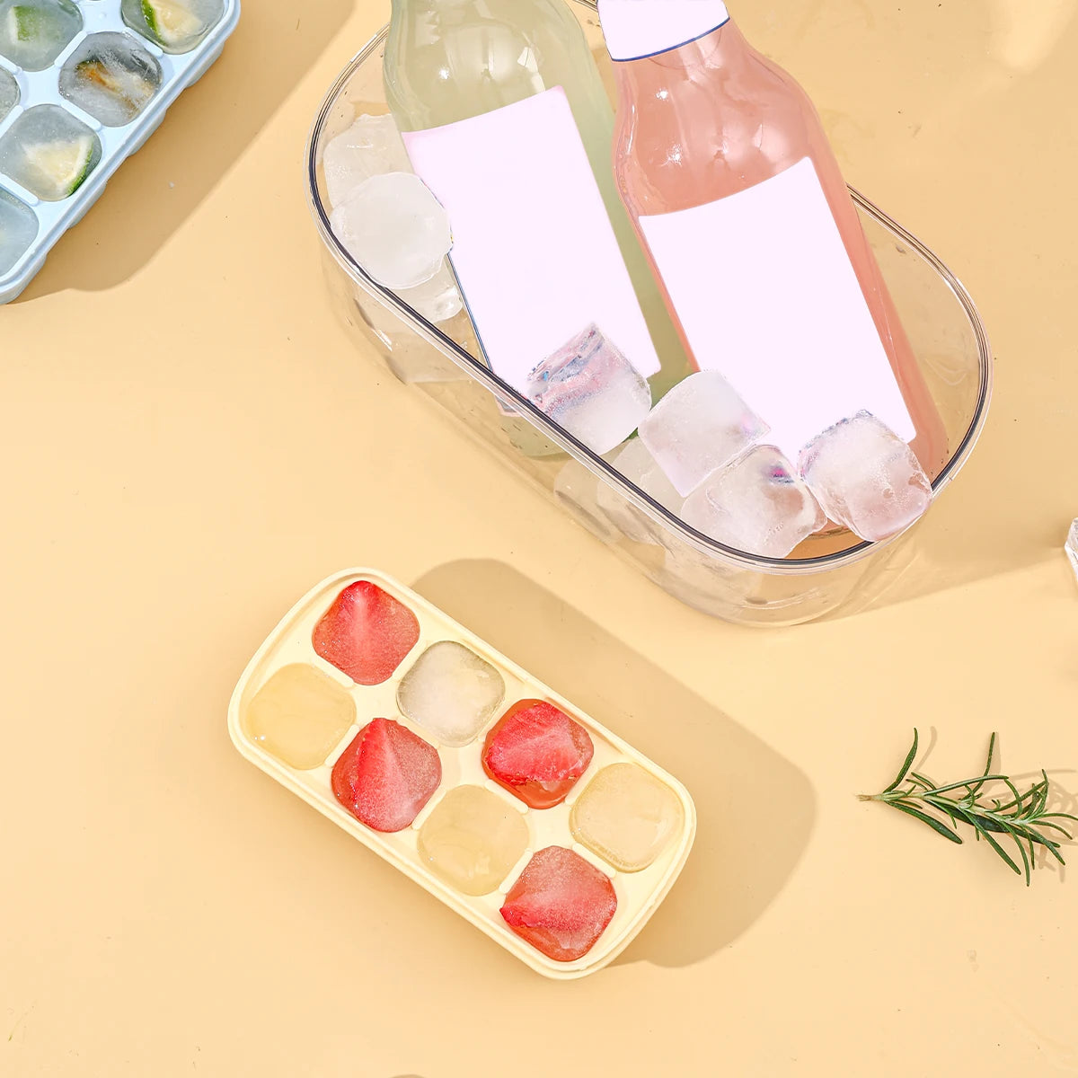 Mini Silicone Ice Cube Tray UK 8 Grid Ice Mold With Lid| Whisky Ice Maker
