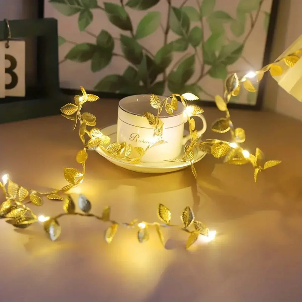 Golden Leaves Fairy Lights 20 LED Copper Wire String