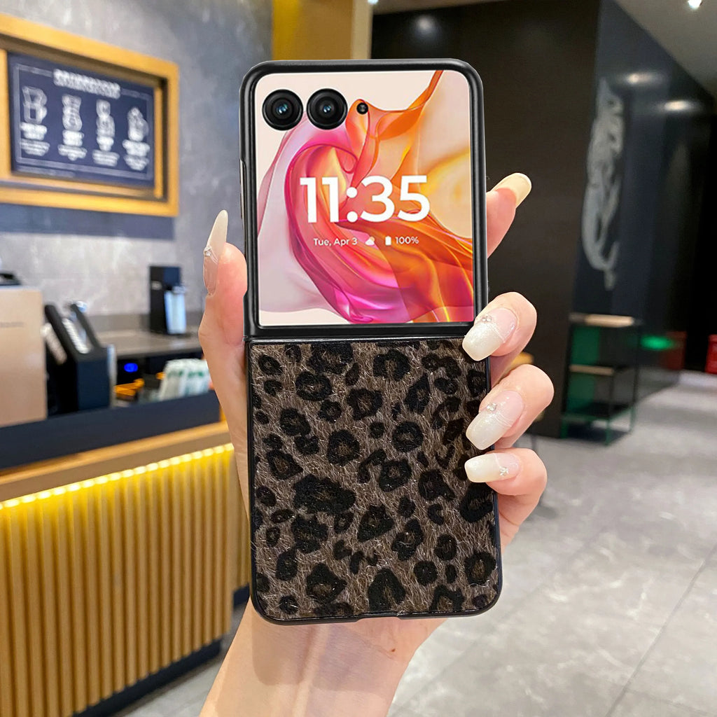 Retro Leopard Print Plush Case for Motorola Razr 70 60 50 40 Ultra