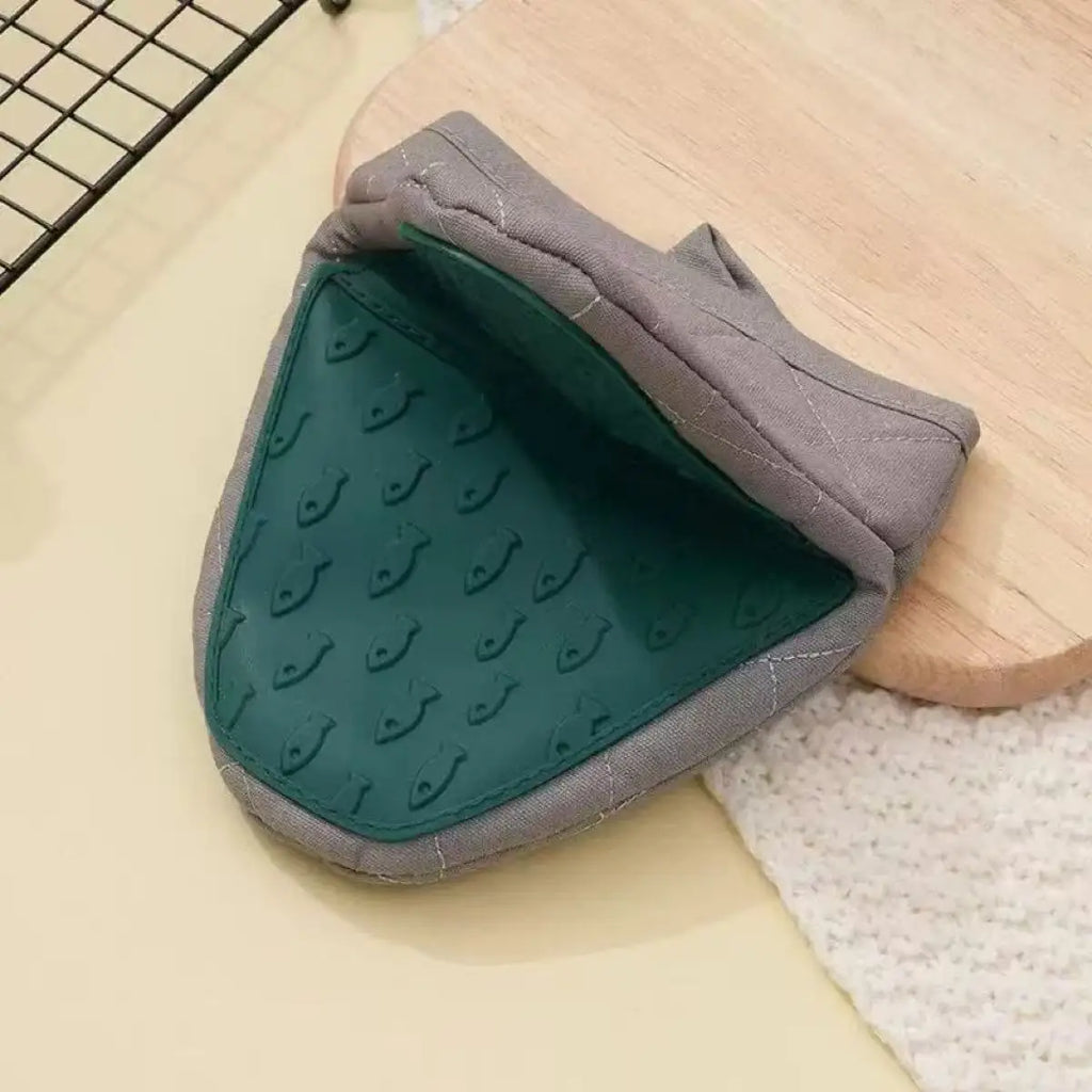 Fish Shaped Silicone Oven Gloves Anti-Scald Heat Resistant Kitchen Mitts